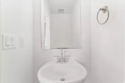 1695 E 1425 S, Ogden, UT 84404 - Photo 16