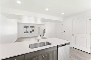 1695 E 1425 S, Ogden, UT 84404 - Photo 14