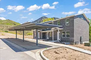 1695 E 1425 S, Ogden, UT 84404 - Photo 2