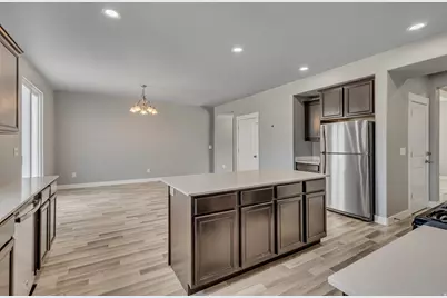 5178 W Hedgerose Dr S, Herriman, UT 84096 - Photo 10