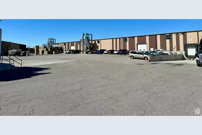 848 S 2000 W, Syracuse, UT 84075 - Photo 4