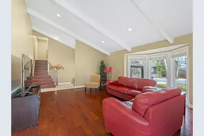 3376 E Magic View Dr S, Cottonwood Heights, UT 84121 - Photo 6