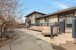 3376 E Magic View Dr S, Cottonwood Heights, UT 84121 - Photo 26