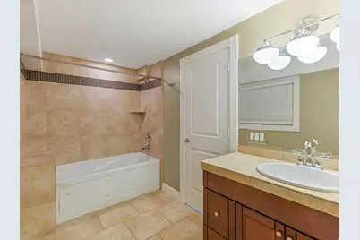 3376 E Magic View Dr S, Cottonwood Heights, UT 84121 - Photo 24