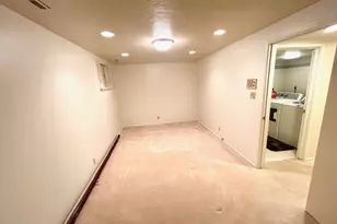 829 E Three Fountains Dr, Murray, UT 84107 - Photo 28