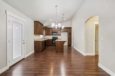 1326 E Sageberry Dr, Santaquin, UT 84655 - Photo 6