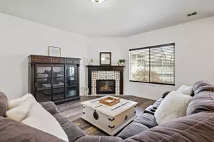 928 Chatham Dr, North Salt Lake, UT 84054 - Photo 8