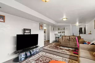 1111 N 150 W, Orem, UT 84057 - Photo 18