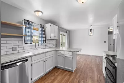 1111 N 150 W, Orem, UT 84057 - Photo 2