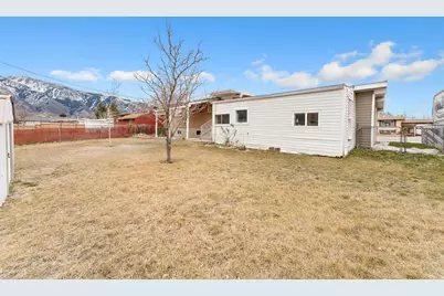 1123 E Sego Lily Dr, White City, UT 84094 - Photo 18
