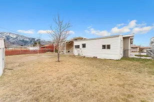 1123 E Sego Lily Dr, White City, UT 84094 - Photo 18