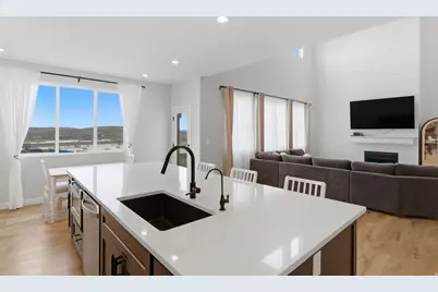 3552 E Aster Dr, Eagle Mountain, UT 84005 - Photo 10