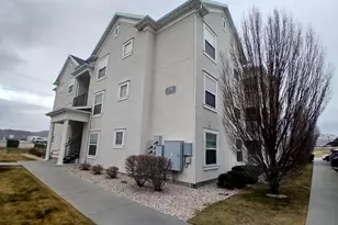 11782 S Currant Dr, South Jordan, UT 84009 - Photo 2