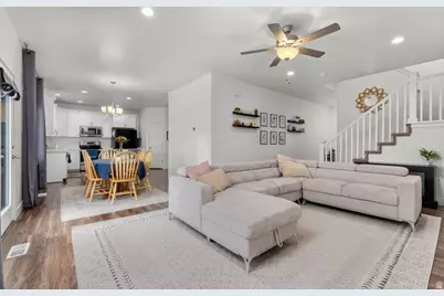 1112 E Deborah St, Eagle Mountain, UT 84005 - Photo 6