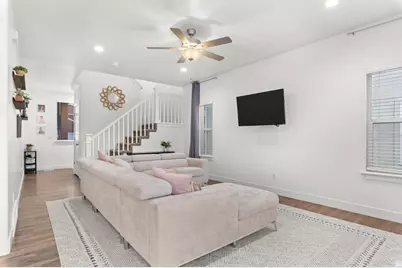 1112 E Deborah St, Eagle Mountain, UT 84005 - Photo 4