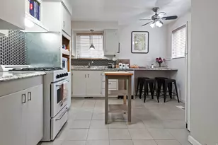 2033 E 2700 S, Salt Lake City, UT 84109 - Photo 8