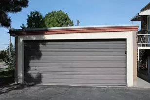 2033 E 2700 S, Salt Lake City, UT 84109 - Photo 16