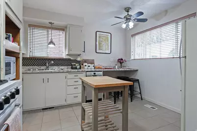 2033 E 2700 S #1, Salt Lake City, UT 84109 - Photo 8