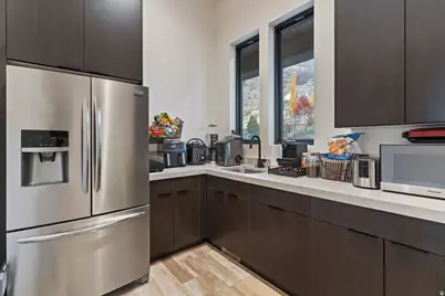 1766 View Ct, Fruit Heights, UT 84037 - Photo 12