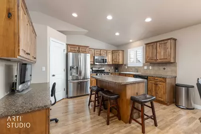 2469 W 1650 S, West Haven, UT 84401 - Photo 12