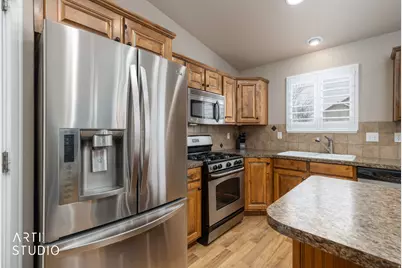 2469 W 1650 S, West Haven, UT 84401 - Photo 14