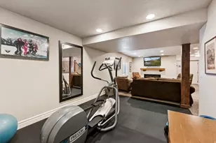 952 E Bridges Ct, Murray, UT 84121 - Photo 42