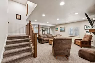 952 E Bridges Ct, Murray, UT 84121 - Photo 38