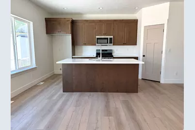 141 S 940 E, Santaquin, UT 84655 - Photo 4