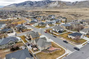 2394 S Palomino Dr, Saratoga Springs, UT 84045 - Photo 48