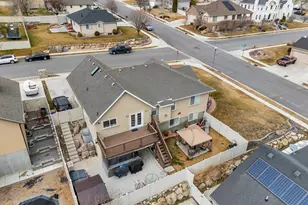 2394 S Palomino Dr, Saratoga Springs, UT 84045 - Photo 32