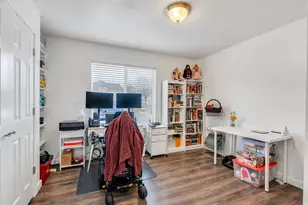 2394 S Palomino Dr, Saratoga Springs, UT 84045 - Photo 14