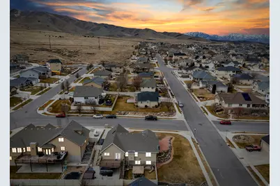 2394 S Palomino Dr, Saratoga Springs, UT 84045 - Photo 50