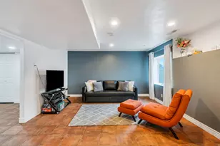 2394 S Palomino Dr, Saratoga Springs, UT 84045 - Photo 10