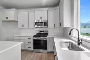 708 N 600 W, Tremonton, UT 84337 - Photo 6