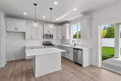 708 N 600 W #107, Tremonton, UT 84337 - Photo 8