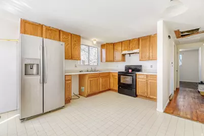 3584 S 6505 W, West Valley, UT 84128 - Photo 6