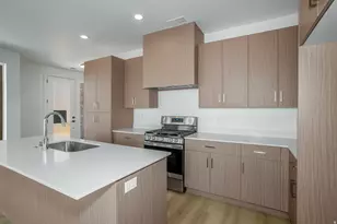 315 S Bedrock Ln, Saint George, UT 84770 - Photo 2