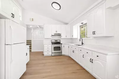 217 W 900 S, Orem, UT 84058 - Photo 2