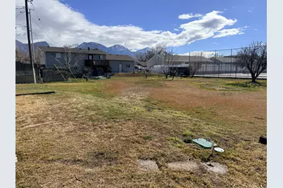 217 W 900 S, Orem, UT 84058 - Photo 14