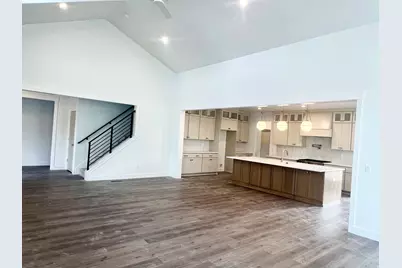 7077 W Lake Ave #1-149, South Jordan, UT 84009 - Photo 4