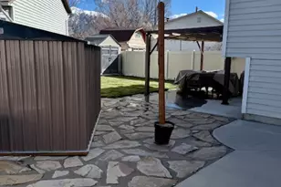 870 S Sunflower Dr W, Ogden, UT 84404 - Photo 16