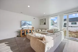 631 W 1470 N, Tooele, UT 84074 - Photo 6