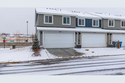 1329 S Harvest Dr, Santaquin, UT 84655 - Photo 2