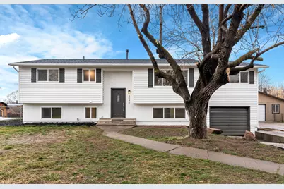 6095 S 2600 W, Roy, UT 84067 - Photo 1