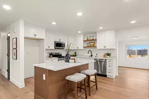 6095 S 2600 W, Roy, UT 84067 - Photo 10