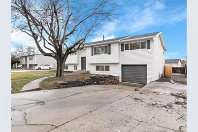 6095 S 2600 W, Roy, UT 84067 - Photo 4