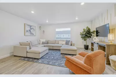 978 E Drifter Ln, Saratoga Springs, UT 84045 - Photo 4