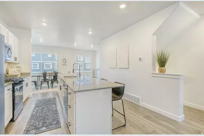 978 E Drifter Ln, Saratoga Springs, UT 84045 - Photo 6