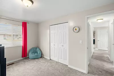 1115 W 550 S, Layton, UT 84041 - Photo 24