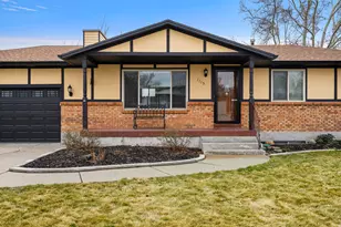 1115 W 550 S, Layton, UT 84041 - Photo 4